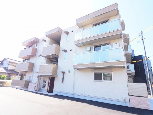 メゾン　カルム