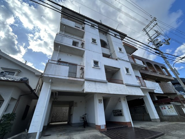 エクリート朝霧