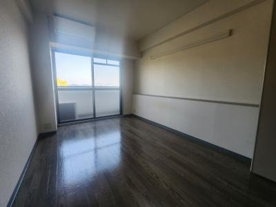 フローラビュー赤マンマの居間・リビング|洋室