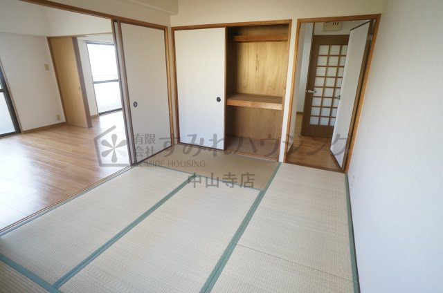 サニーハイツ（鴻池）の収納|参考、同建物・反転間取りの号室