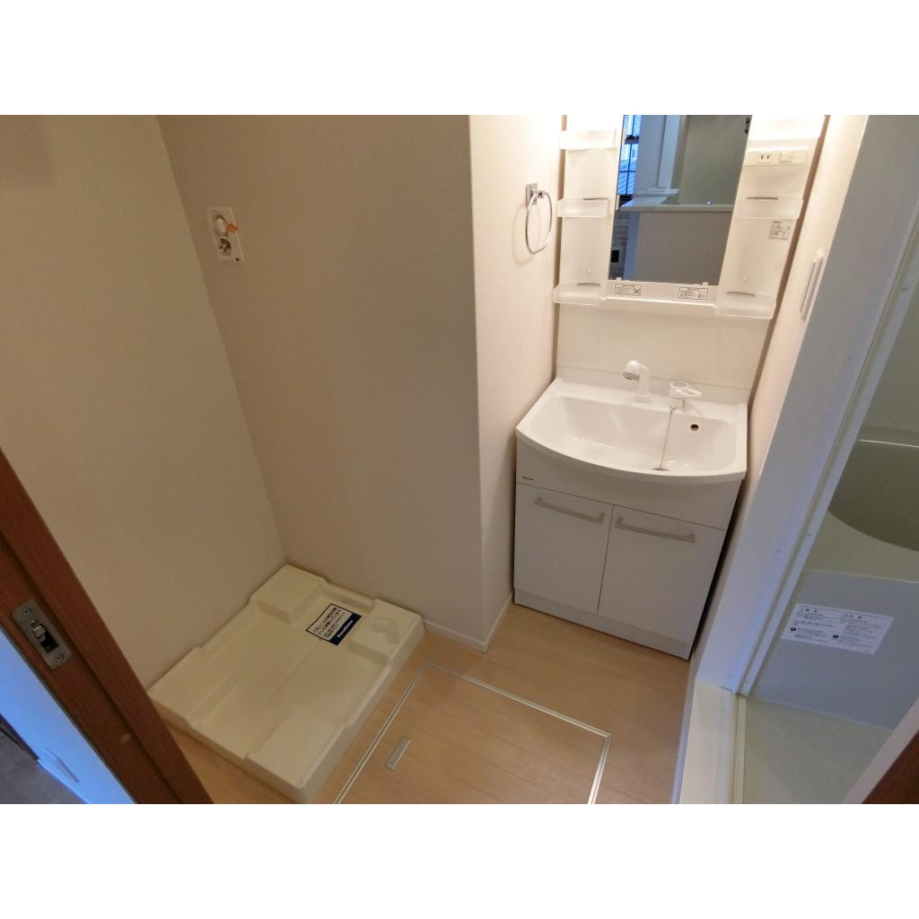 ルーエ　Iの洗面所