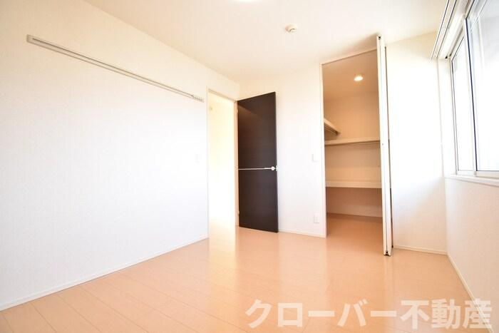 セジュールの内装|北洋室６帖