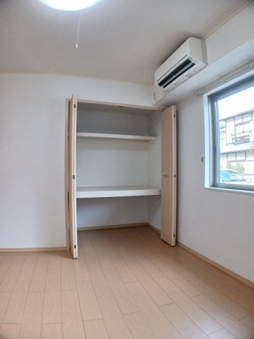 ハイツ赤坂の収納