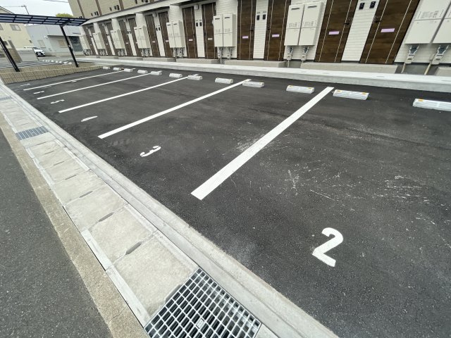 Avantiの駐車場