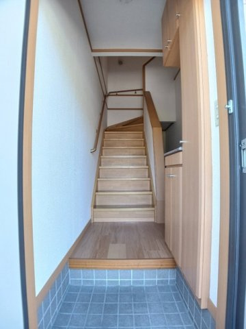 ベル・アルカンシェルＢの玄関