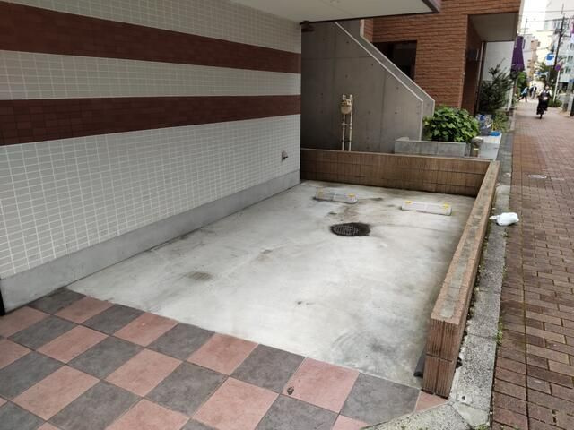 モリオン板橋の駐車場