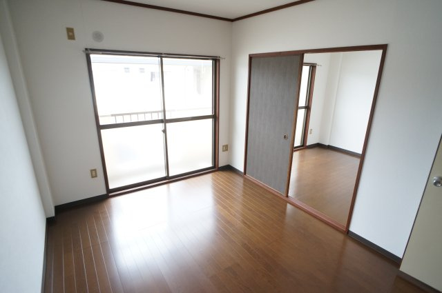 サニーハイツ朝日ヶ丘Ｂ