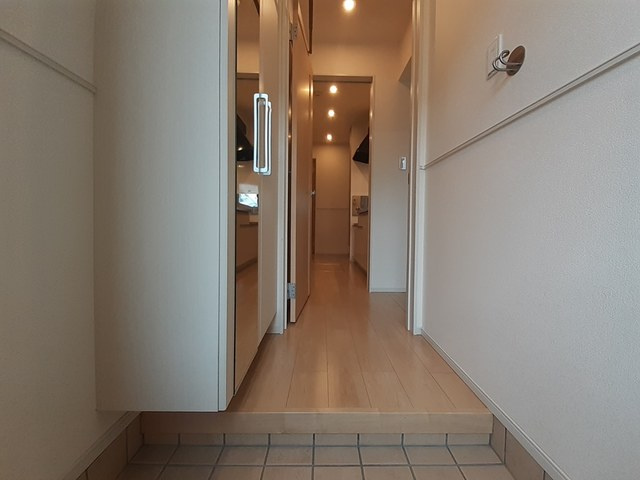 フランボアーズ篠山Ⅱの玄関
