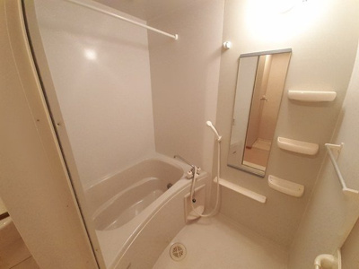 【浴室】 | エス・ジョージアＡ | きれいなお風呂です