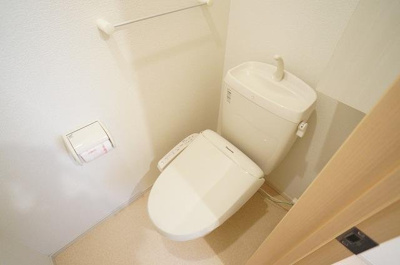 【トイレ】 | ソーレⅡ | 落ち着いた色調のトイレです