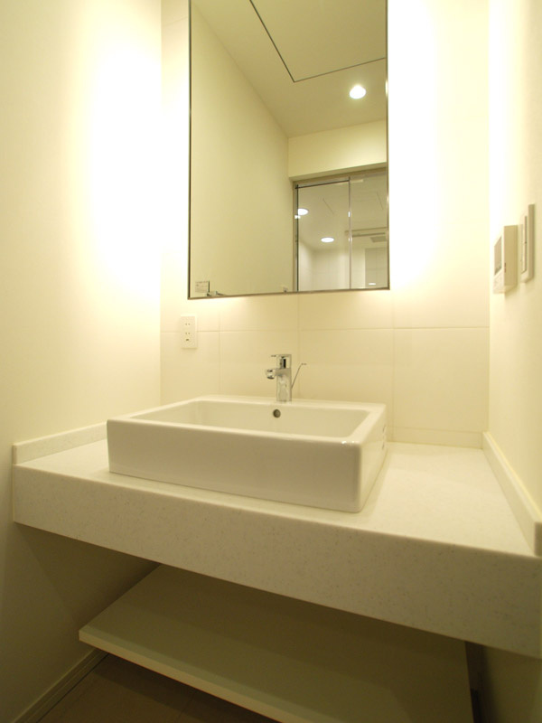 アークヒルズフロントタワーRoPの洗面所