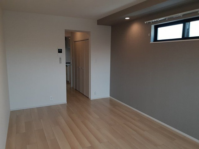 【内装】 | ディアウィン | 明るい色調の室内です