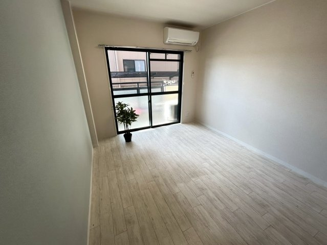 ロイヤルクリヨンの洋室