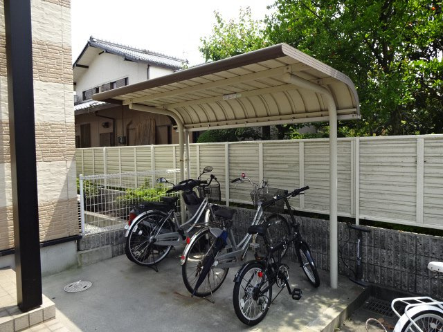 レオパレスＰＡＬＣＯＵＲＴ劉備のその他共用部分