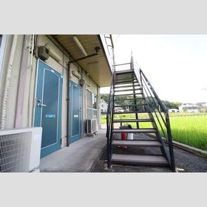 コーポ松本の玄関