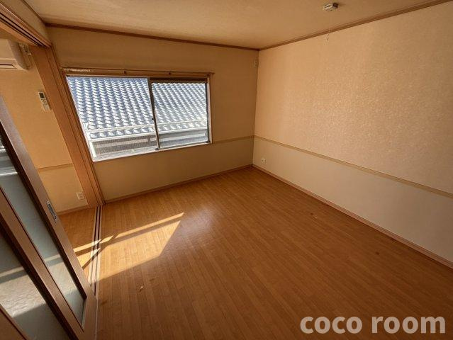 メゾン大栄　Ａの洋室