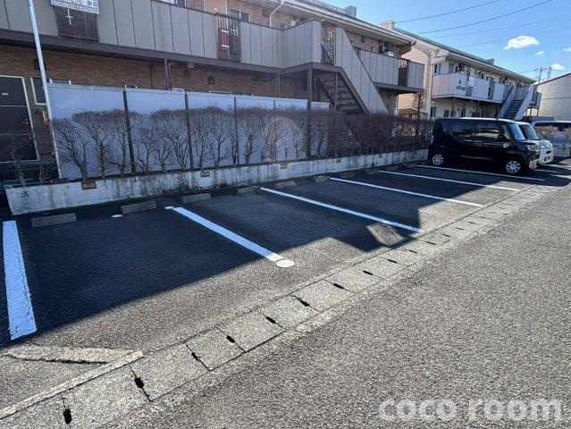 メゾン大栄　Ａの駐車場