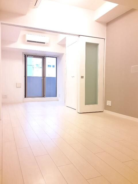 パティオ神田の居間・リビング