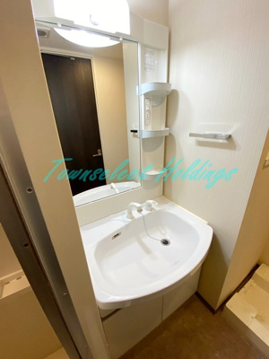 【洗面所】 | S-FORT湘南平塚 | 清潔感のあるシャワー付洗面台♪