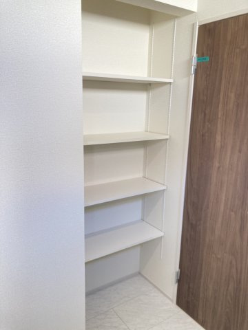 ブルーミングガーデン前橋市北代田町　1号棟の収納|洗面所にも収納があります