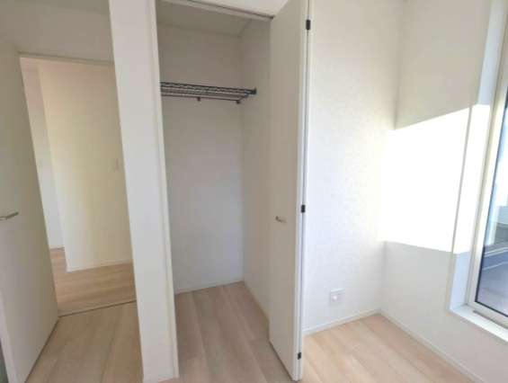 ひたちなか市平磯遠原町　第１の収納|各お部屋に収納があり、お部屋がすっきりとお使いいただけます。