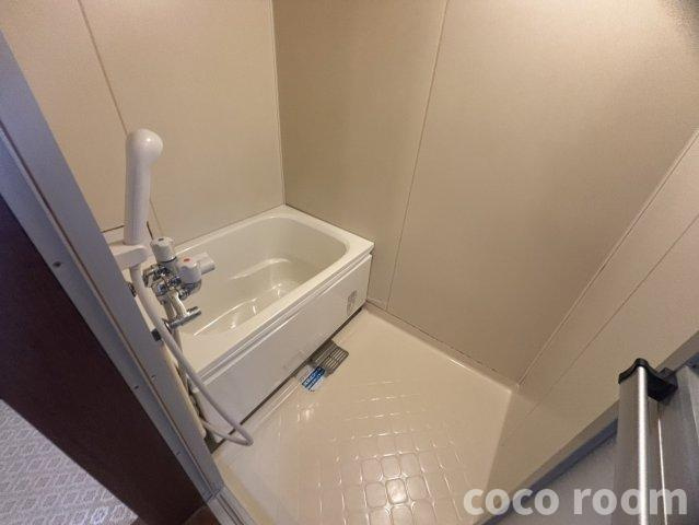 青島ハイツの浴室