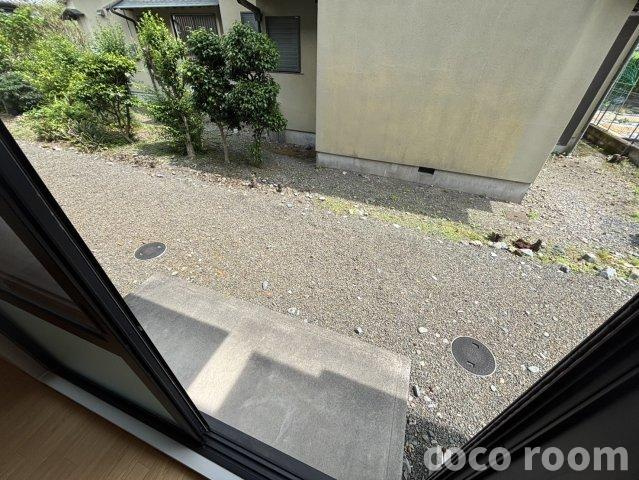 グリーンパレスの庭