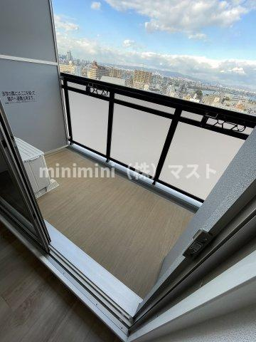 大阪市北区長柄中２丁目の賃貸マンションのバルコニー