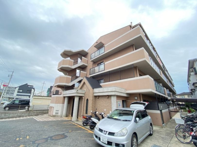 セーヌ東岸和田の駐車場|駐車場があります