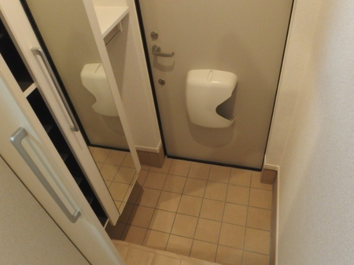 グリーンハイムゼロ２の玄関