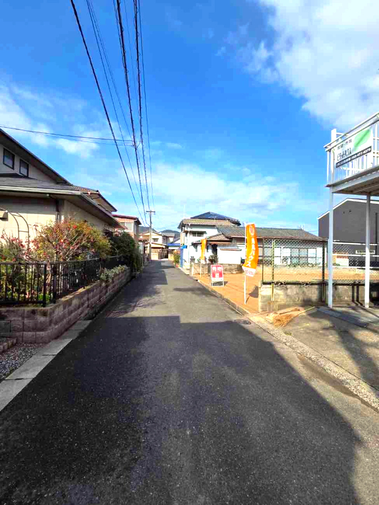 下曽根四丁目（7期）の前面道路含む現地写真|現地（2025年12月21日）撮影