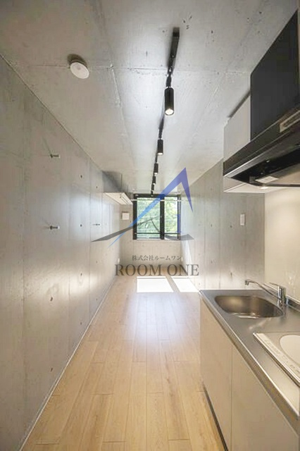 ＣＯＣＯＦＬＡＴ北千住Ｓｏｕｔｈの内装