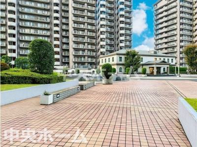 【中庭】 | アクロシティFポート | アクロヒルズ中央広場