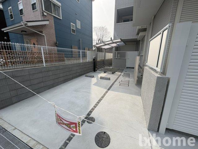 D-residence南茨木の駐車場|駐車場に車を止められます