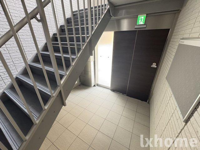 D-residence南茨木のロビー|清潔なロビーです
