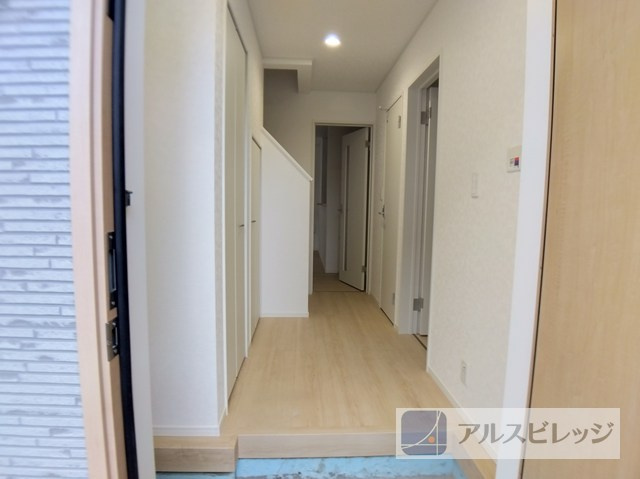 新築｜さいたま市見沼区風渡野｜全１棟の玄関|玄関の様子です