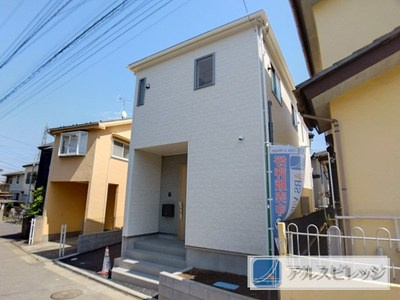 新築｜さいたま市見沼区風渡野｜全１棟の外観|前面道路幅員約4ｍ