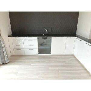 ＤＥＵＸ　ＴＯＵＲＳ（ドゥ・トゥール）の収納