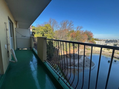 【バルコニー】 | メゾン枚方岡山手