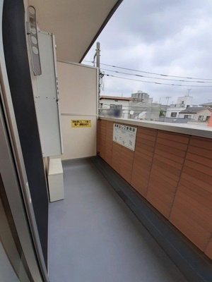 【バルコニー】 | Mao House | 暖かな日差しのふりそそぐバルコニー