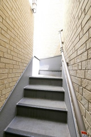 メゾン・プーラ菊川のその他共用部分