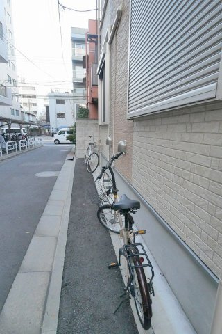 メゾン・プーラ菊川のその他共用部分