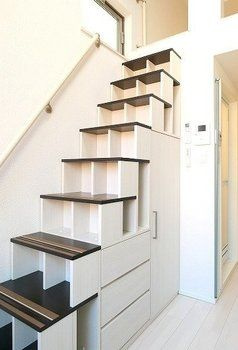 メゾン・プーラ菊川の居間・リビング