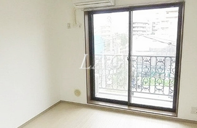 【居間・リビング】 | リヴェール赤塚 | 洋室のお部屋です。