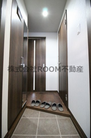 BIJL（ベイル）のエントランス|建物の内部です