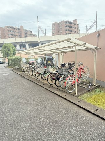 ファミール第5西船橋の駐輪場|共用部・駐輪場