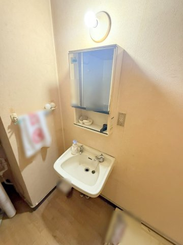 ファミール第5西船橋の独立洗面台|洗面台