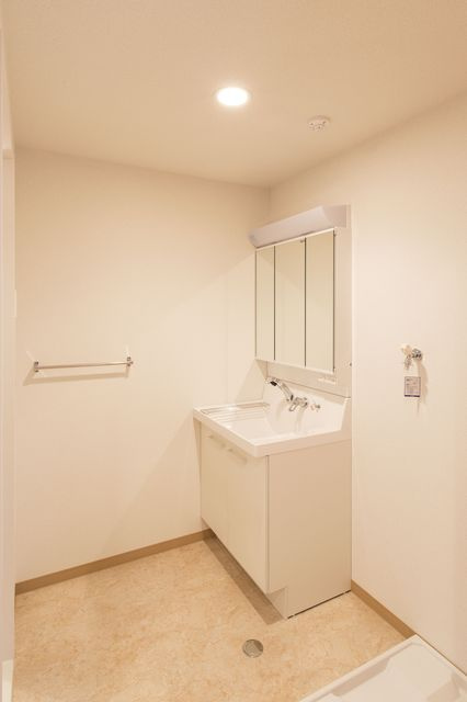 藤沢市弥勒寺２丁目の賃貸マンションの洗面所