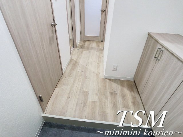 クレドールＫの玄関