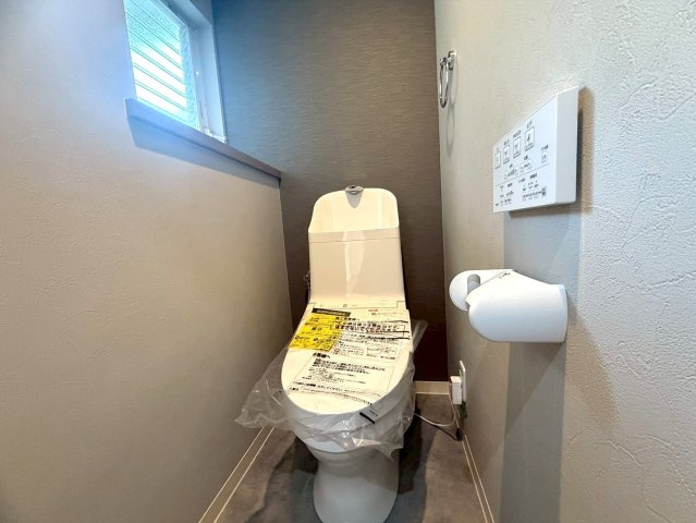 大字田倉　中古物件のトイレ|落ち着いたトイレです